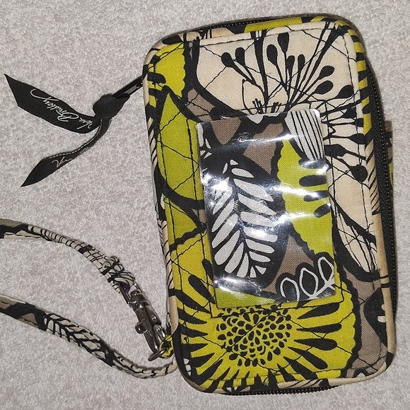 2 Vera Bradley Clutch Wallets⁰ - Picture 8 of 10